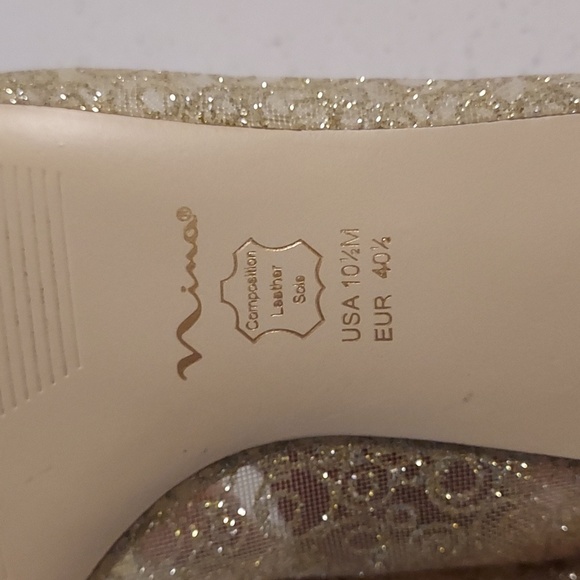 NWOT Nina gold kitten heels 10.5 M - Picture 8 of 8